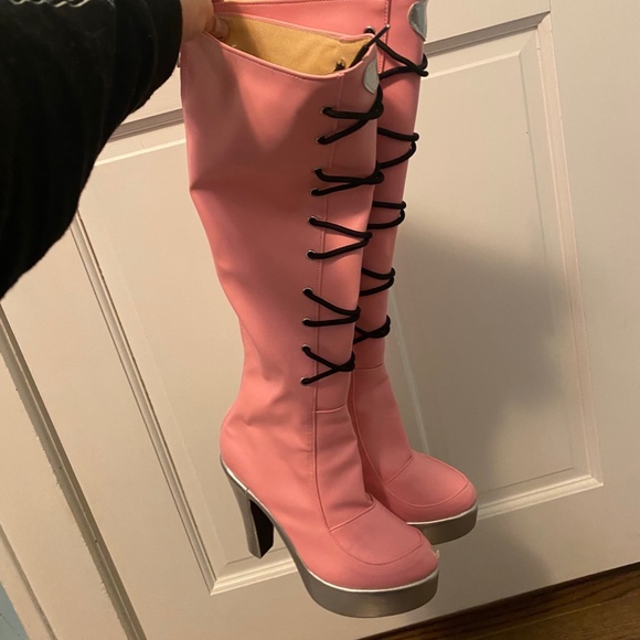 Draculaura Cosplay Boots - Picture 2 of 9